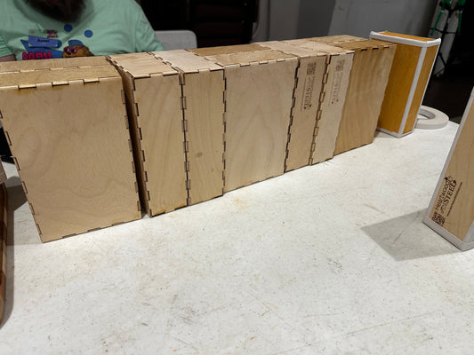 Stacking cigar boxes